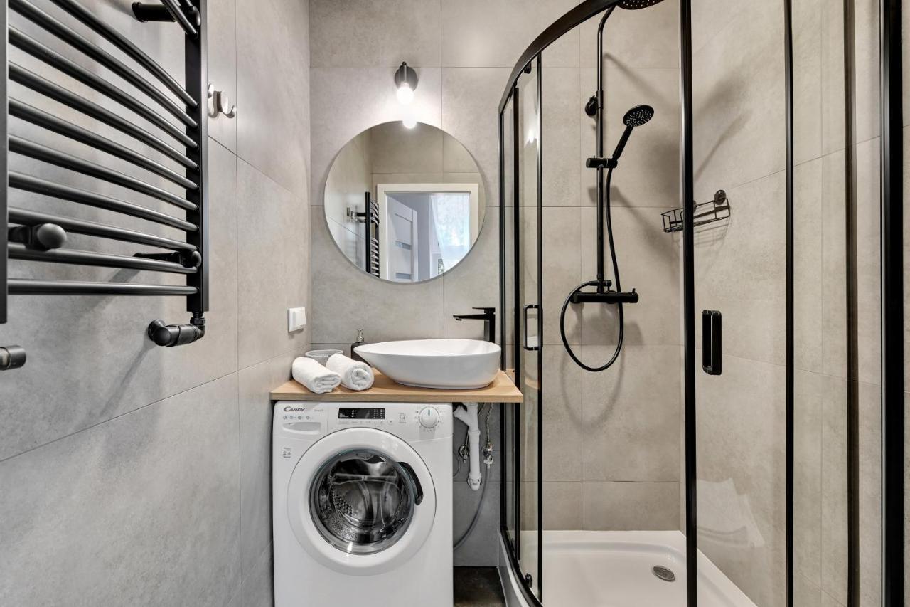 Hallera Studio Apartment Гданськ Екстер'єр фото