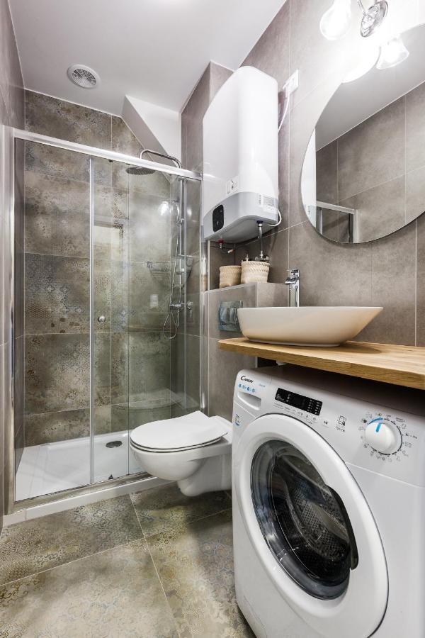 Hallera Studio Apartment Гданськ Екстер'єр фото
